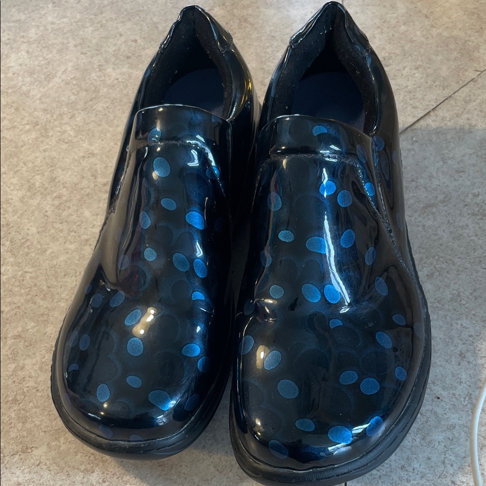 Spring Step Black and Blue Mules